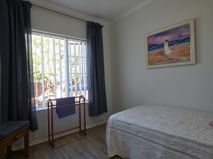 3 Bedroom Property for Sale in Wavecrest Eastern Cape